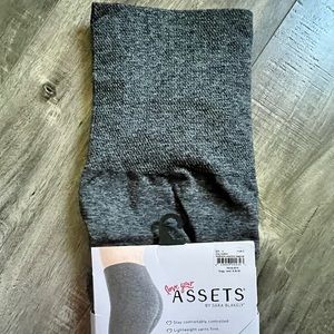 COPY - SPANX Assets heather grey leggings. XL tummy control